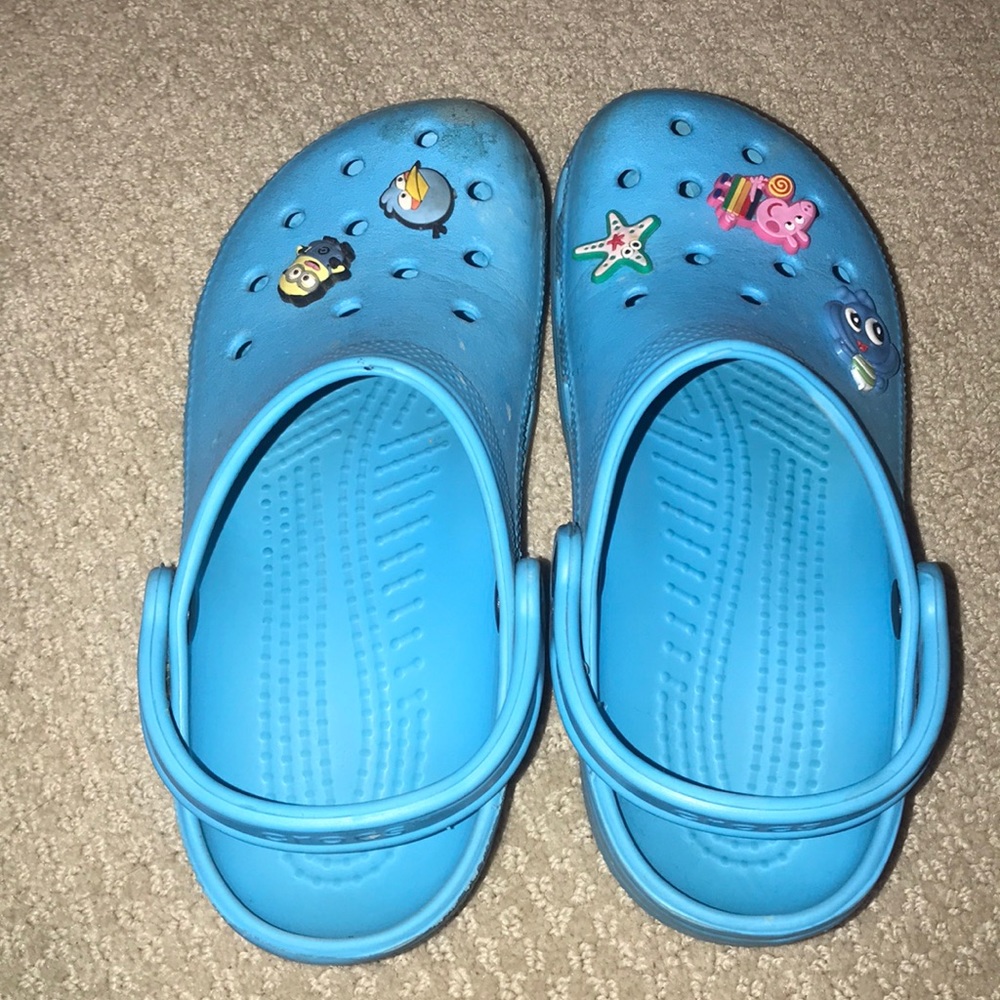 LIGHT BLUE CROCS (authentic)